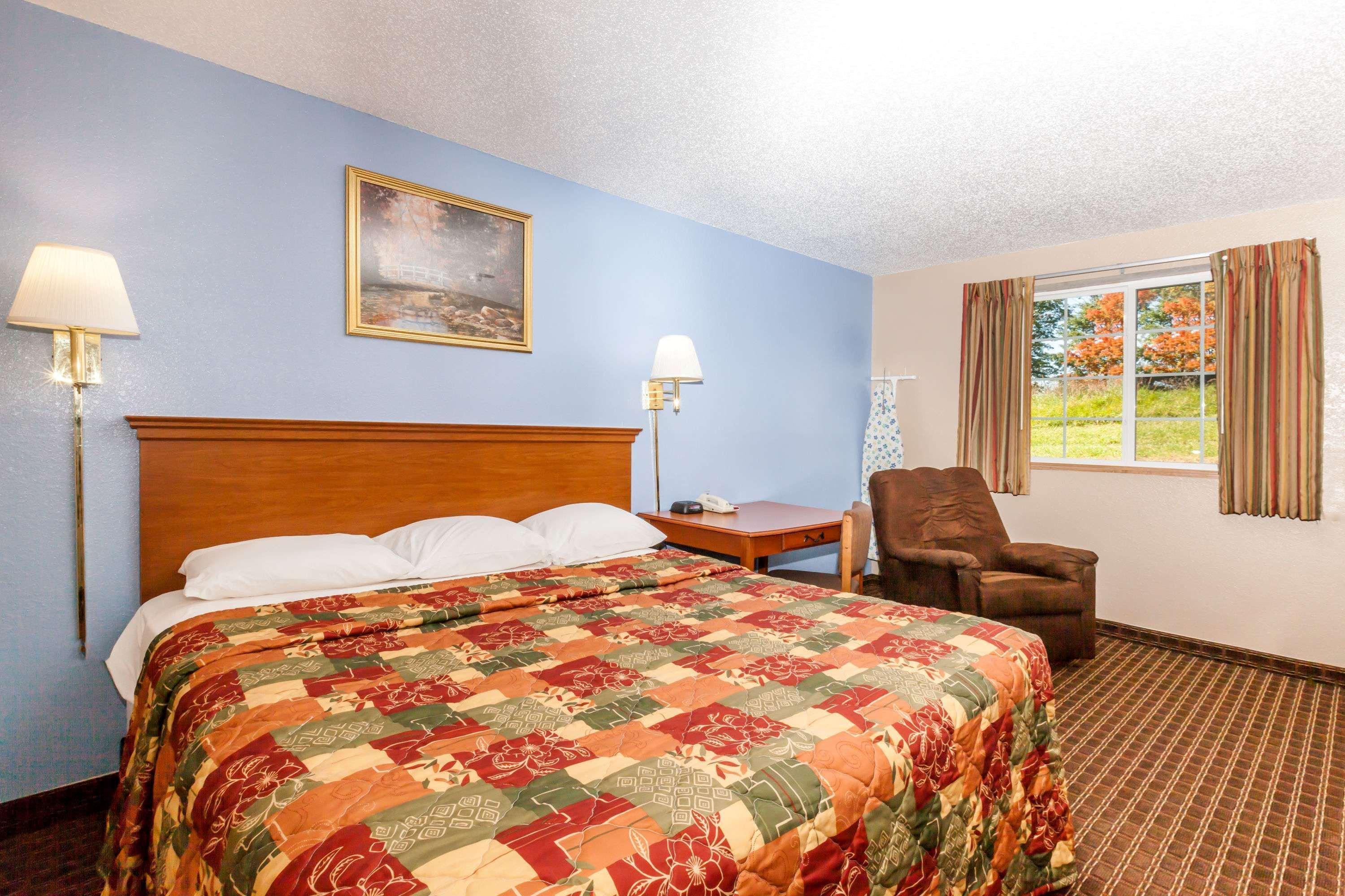 Super 8 By Wyndham Johnstown/Gloversville Экстерьер фото