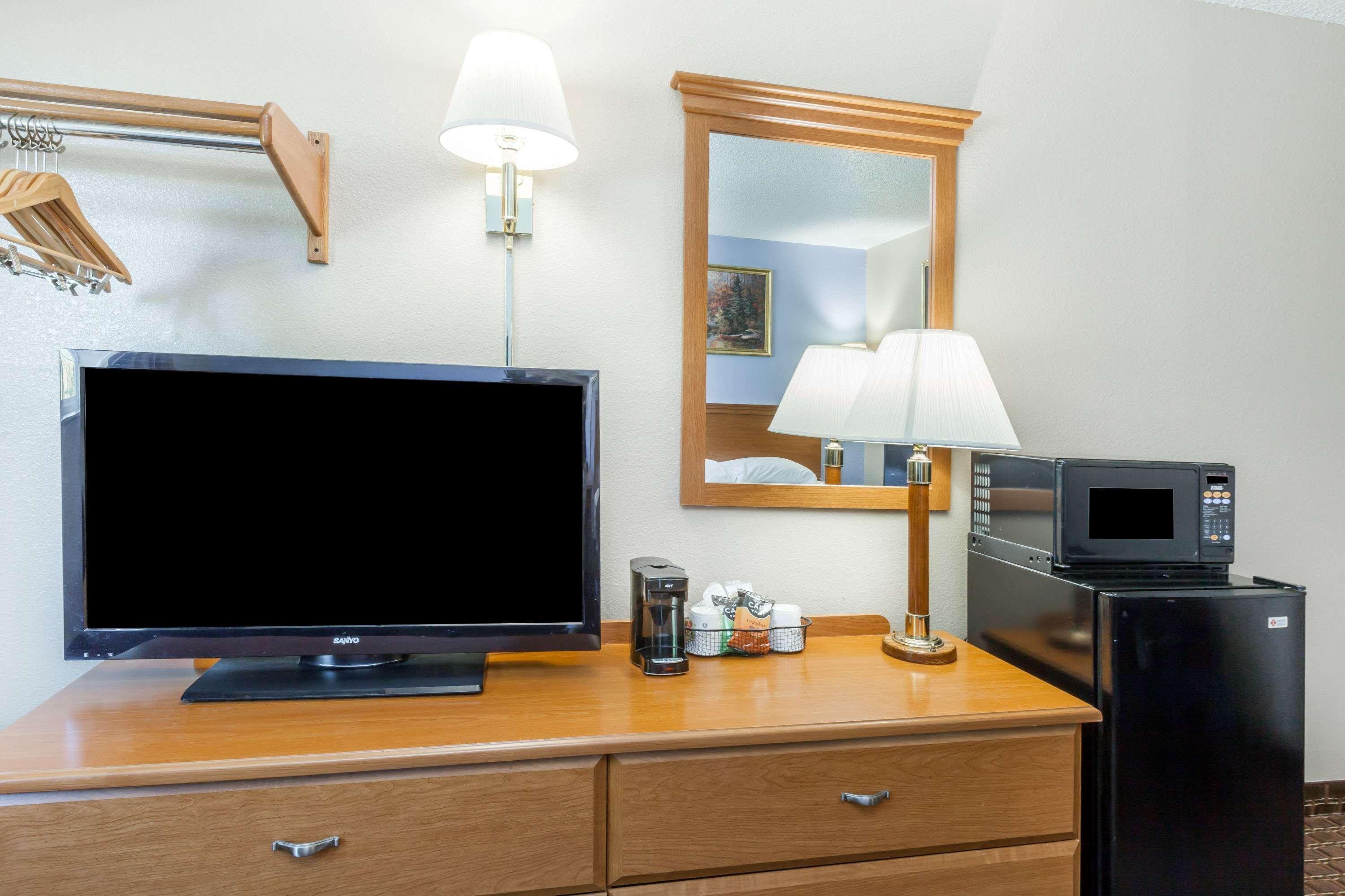 Super 8 By Wyndham Johnstown/Gloversville Экстерьер фото