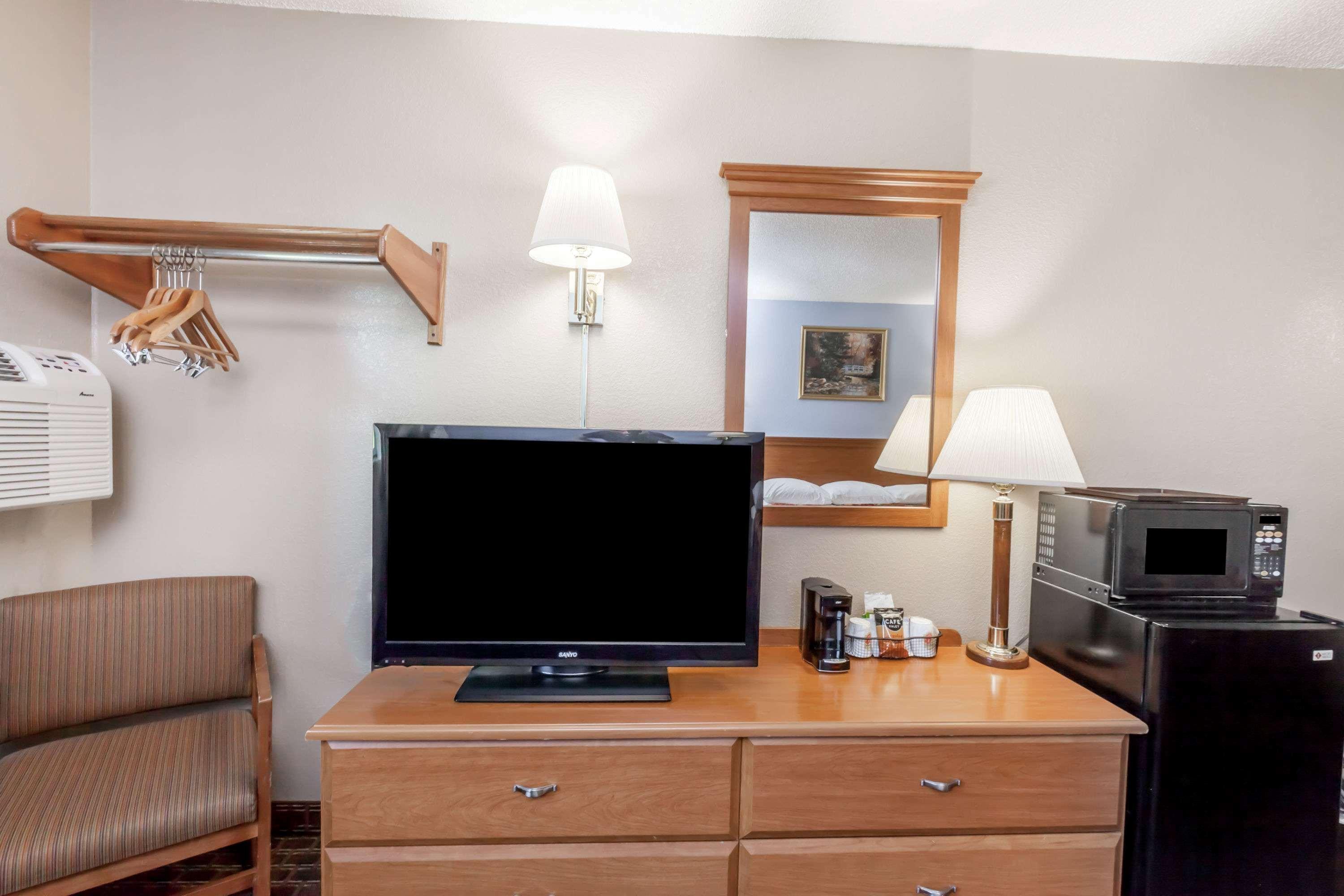 Super 8 By Wyndham Johnstown/Gloversville Экстерьер фото